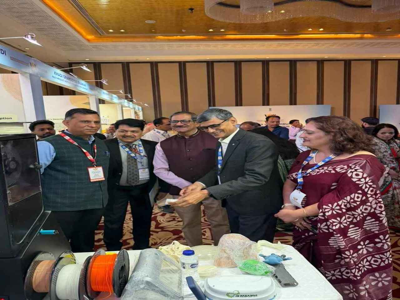 Large format 3D printer at BRICS event